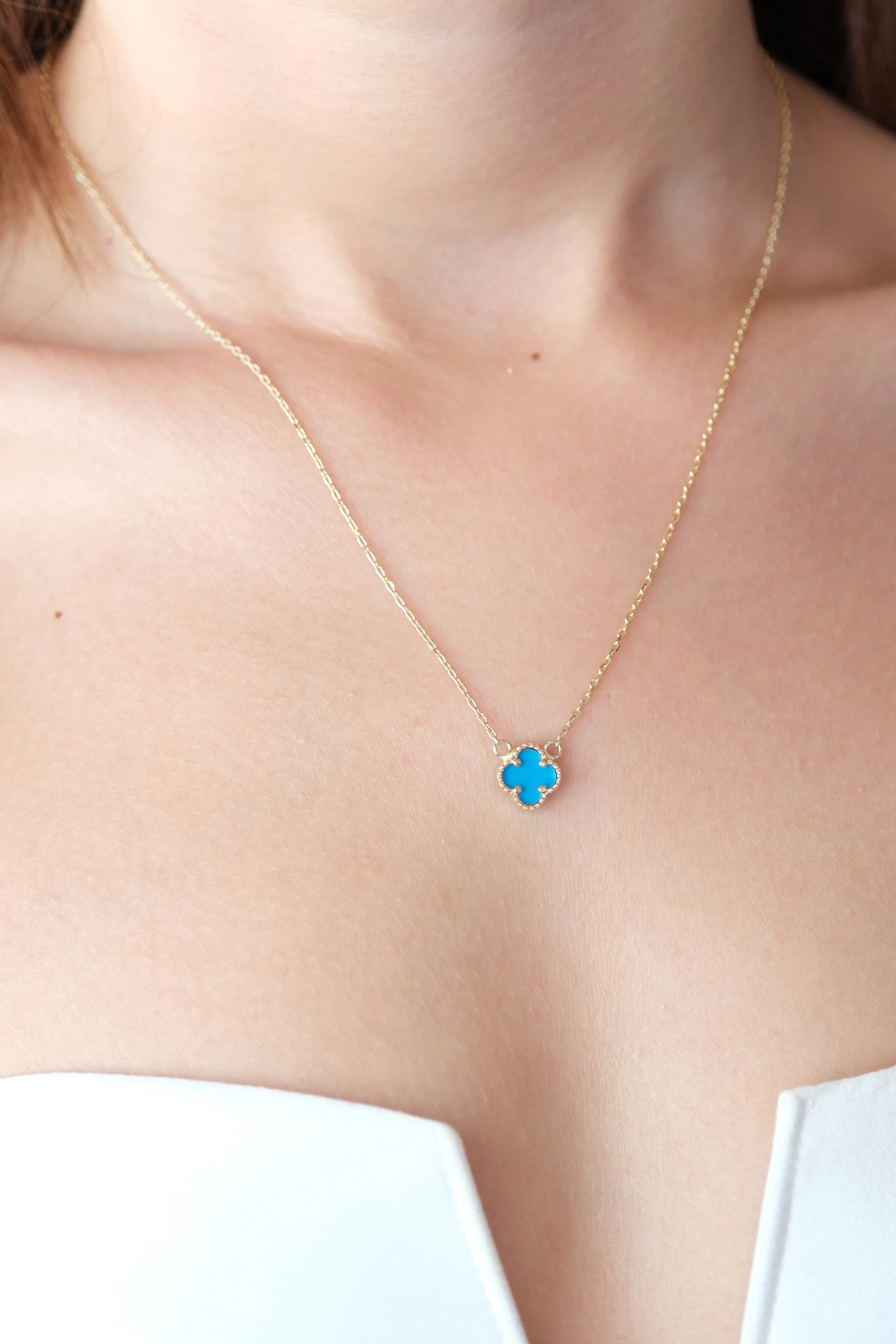 Asil 14 Ayar Mavi Taşlı Yonca Altın Kolye KLY3759