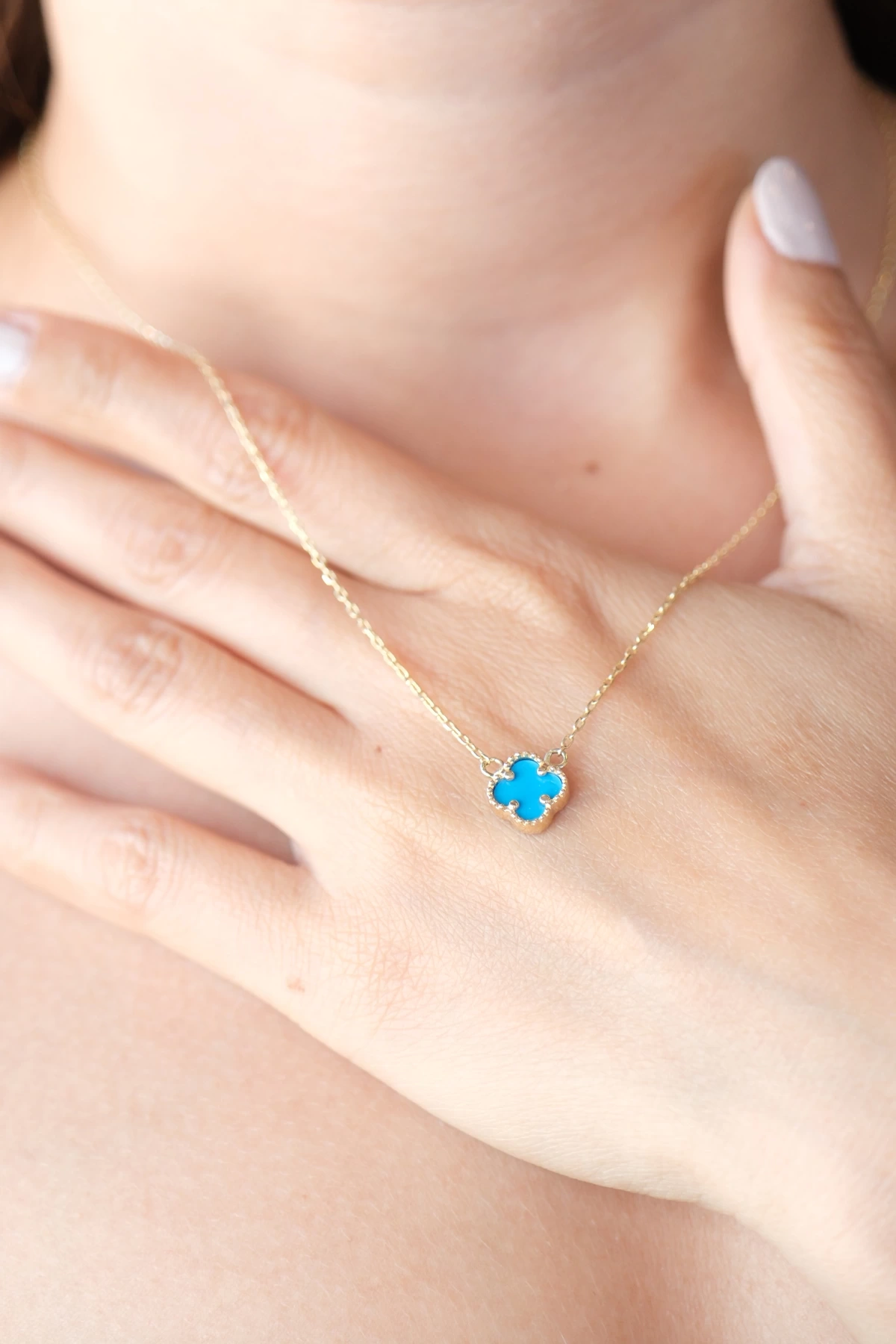 Asil 14 Ayar Mavi Taşlı Yonca Altın Kolye KLY3759