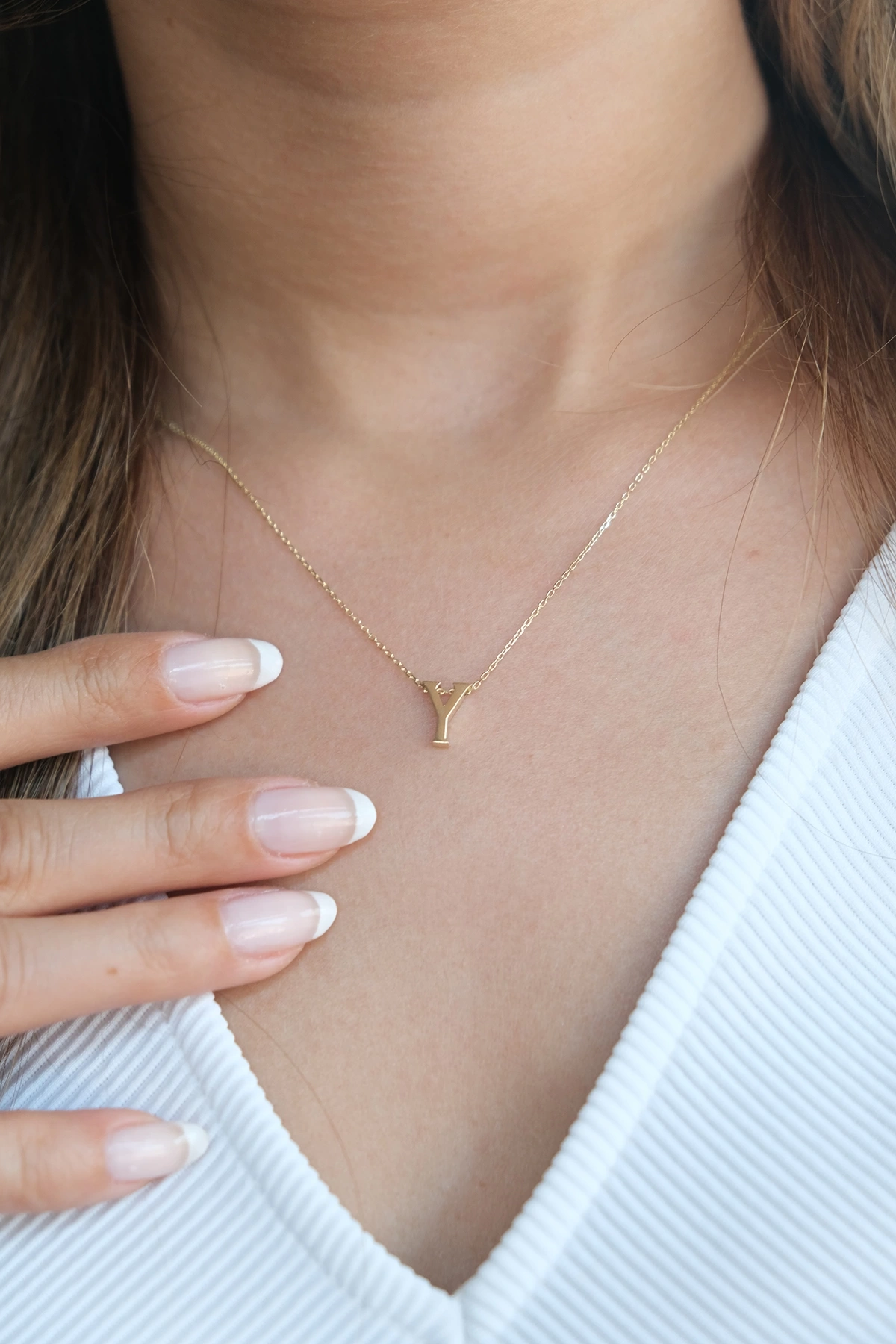 Asil 14 Ayar Minimal Y Harfli Altın Kolye KLY3185