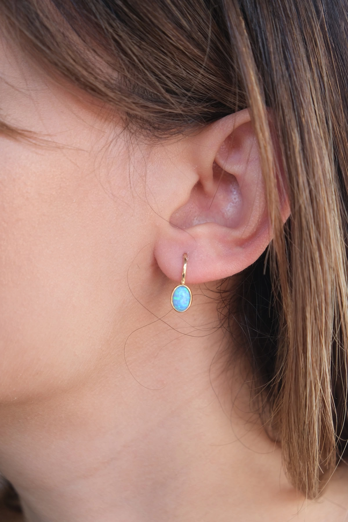 Asil 14 Ayar Oval Opal Taşlı Altın Küpe TKM950