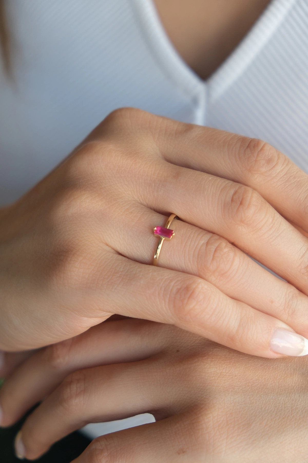 Asil 14 Ayar Pembe Taşlı Baget Altın Yüzük YZK2955