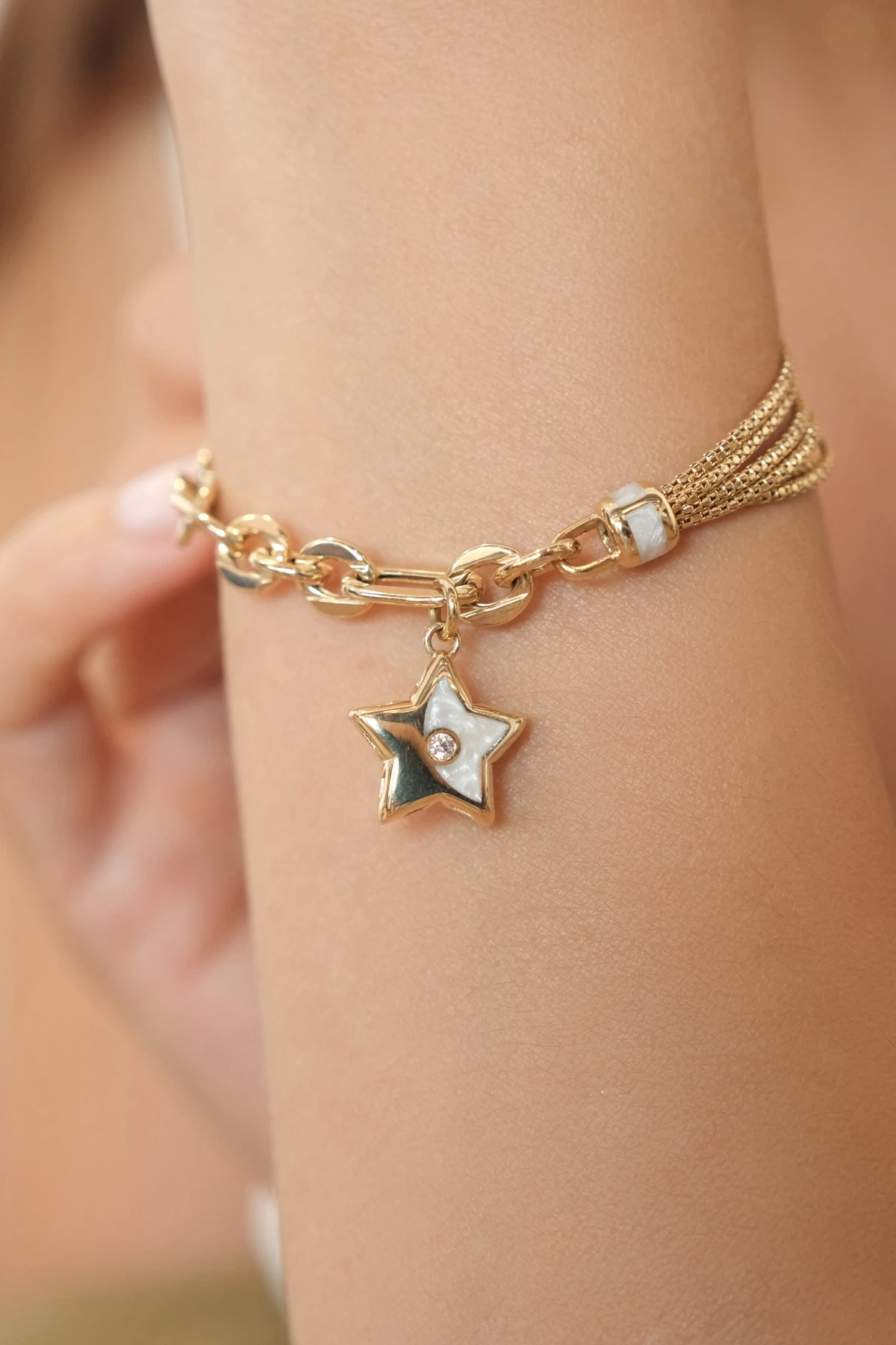 Asil 14 Ayar Sedefli Yıldız Altın Bileklik BLK5588