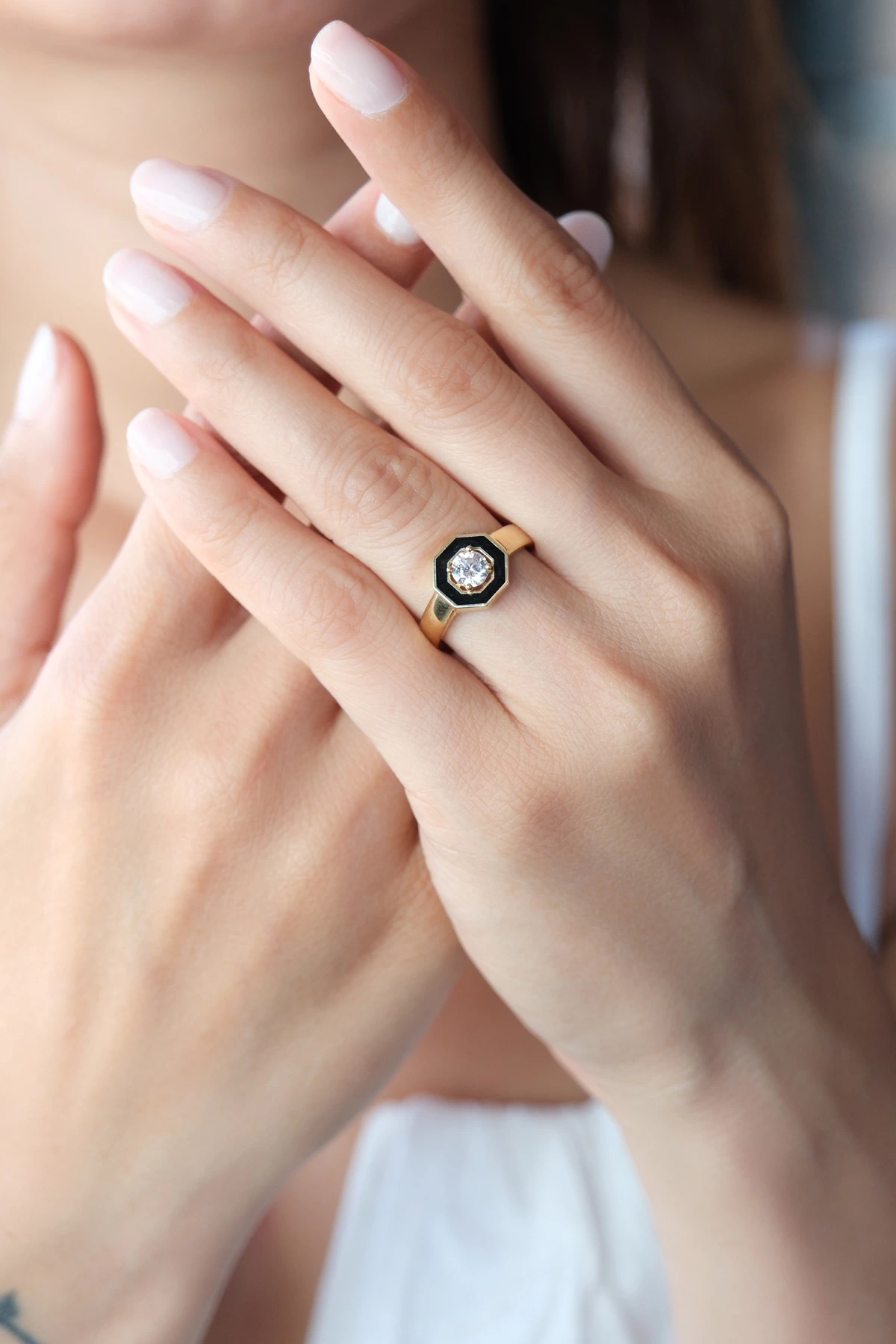 Asil 14 Ayar Siyah Mine Taşlı Altın Yüzük YZK2750