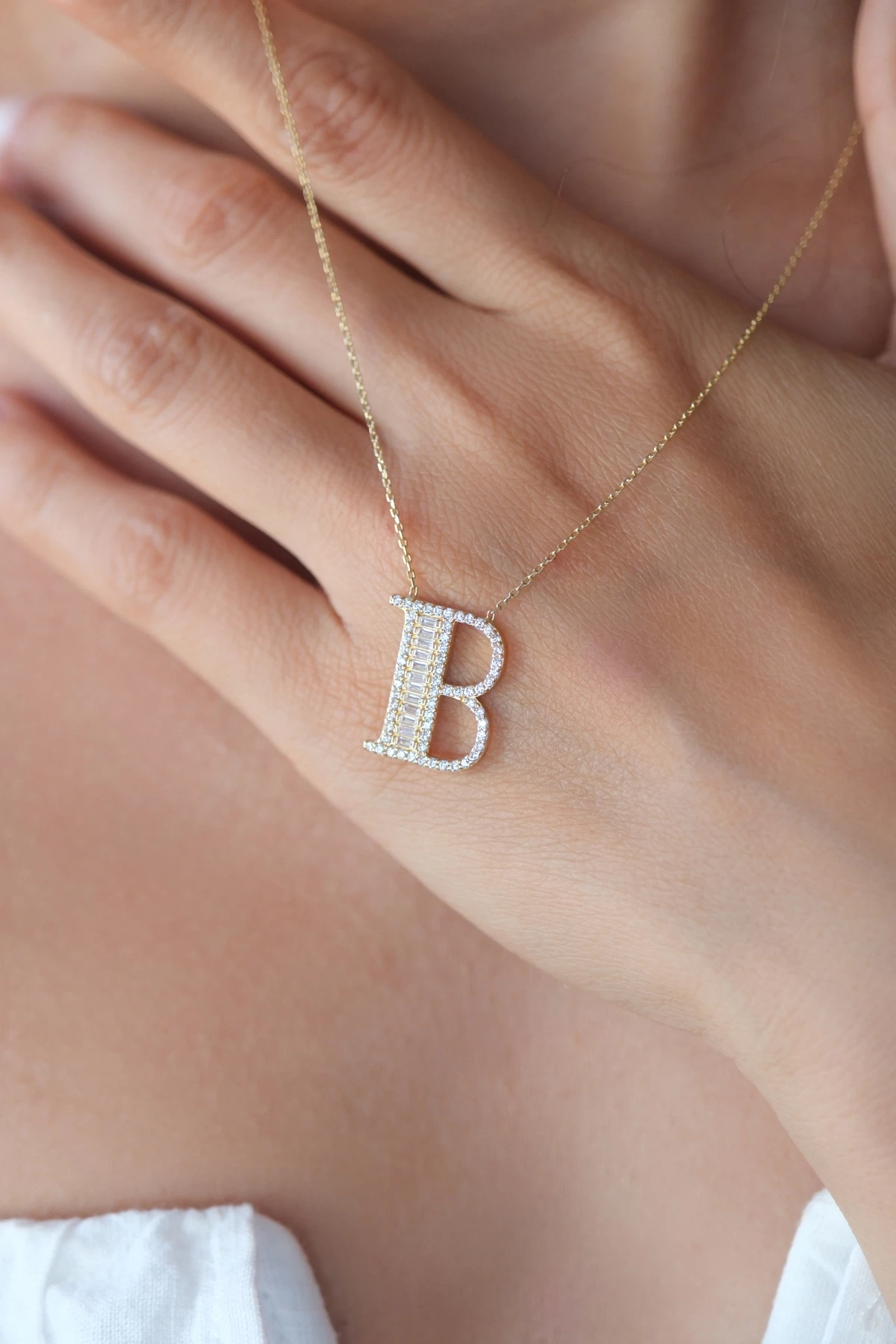 Asil 14 Ayar Taşlı B Harfi Altın Kolye KLY2820