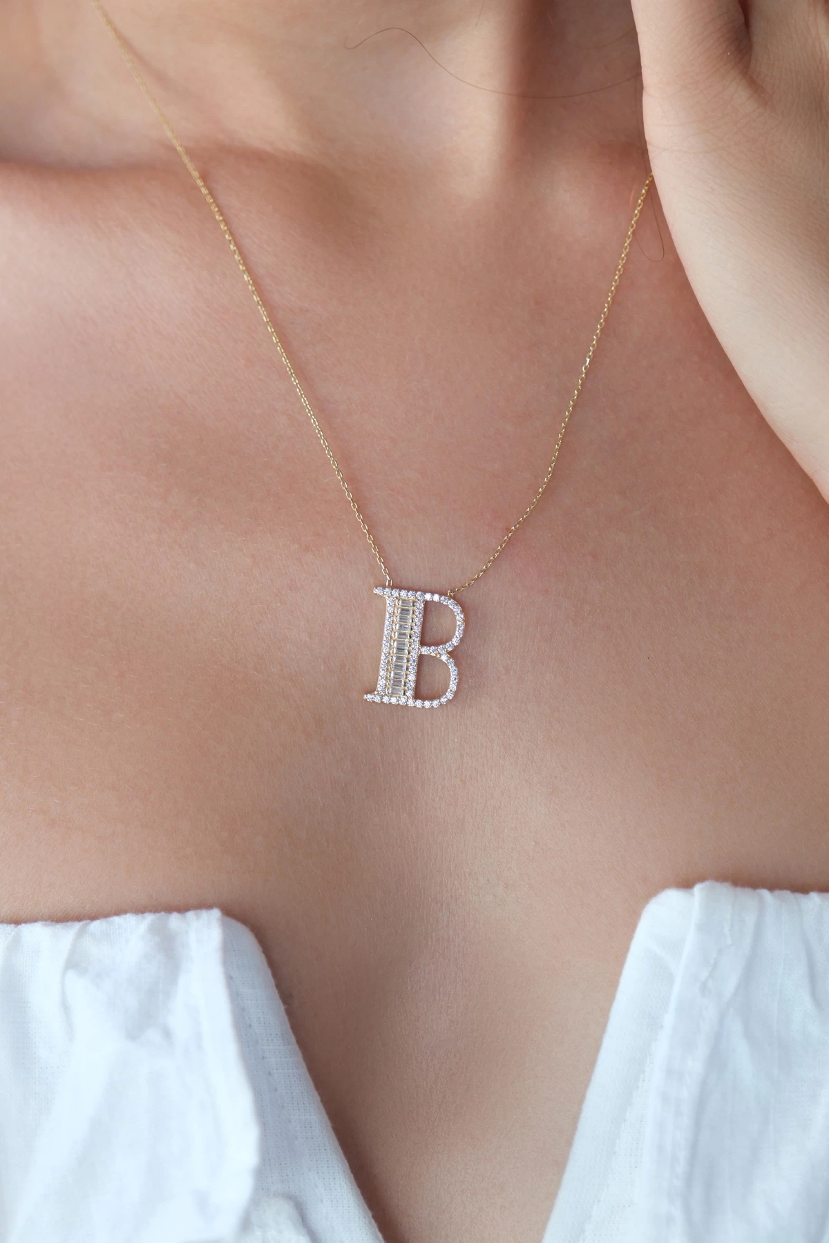 Asil 14 Ayar Taşlı B Harfi Altın Kolye KLY2820