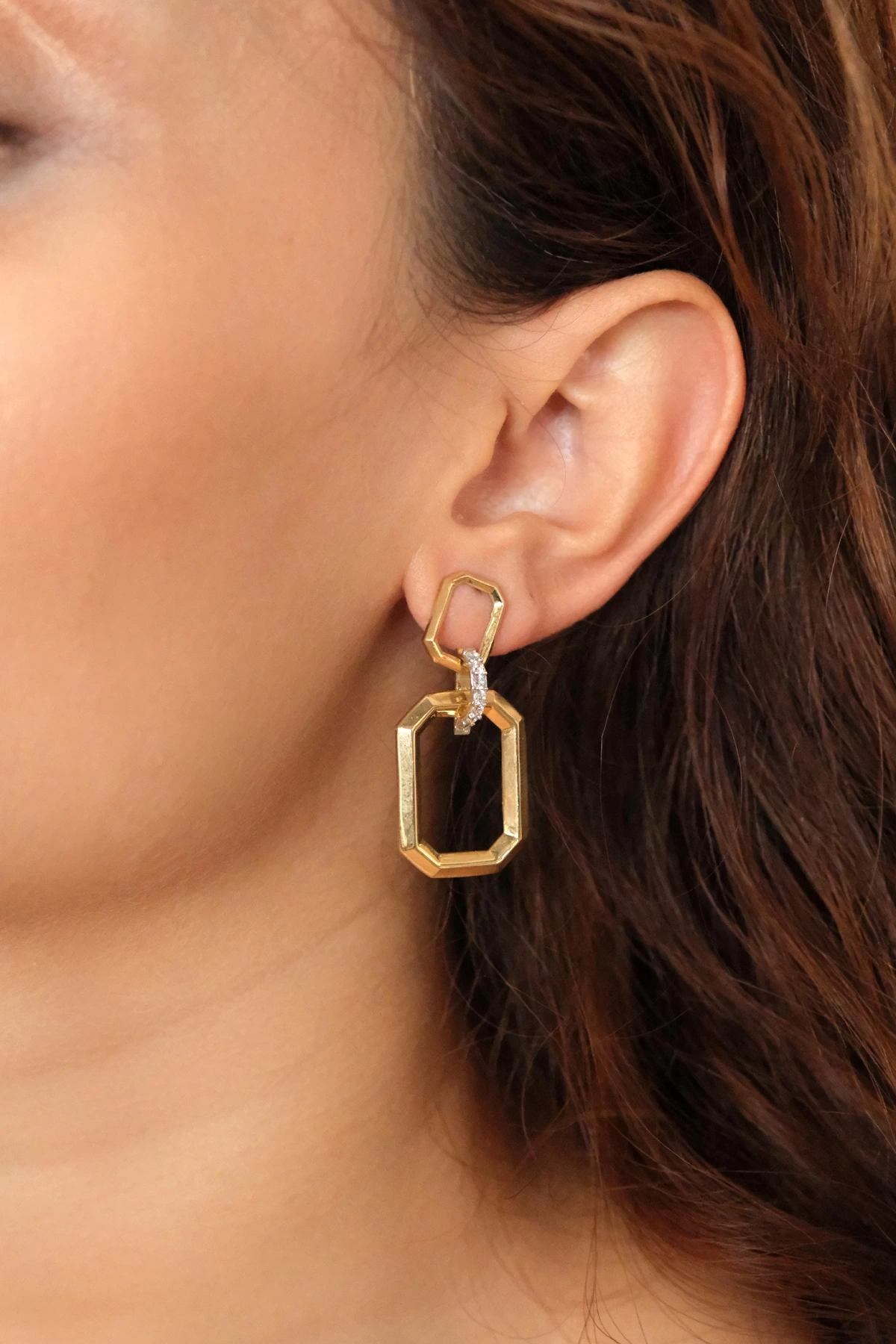 Asil 14 Ayar Taşlı Çivi Model Altın Küpe KP4969