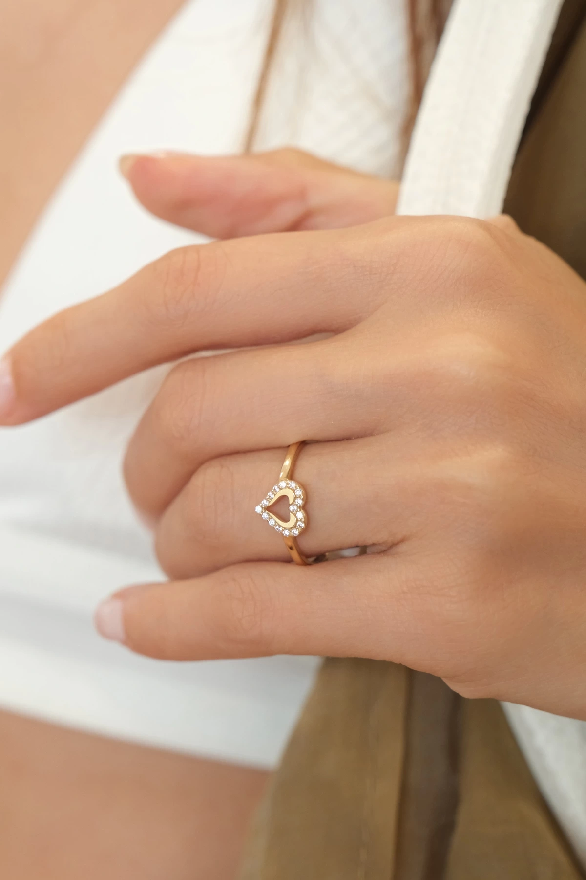 Asil 14 Ayar Taşlı Kalp Model Altın Yüzük YZK3563