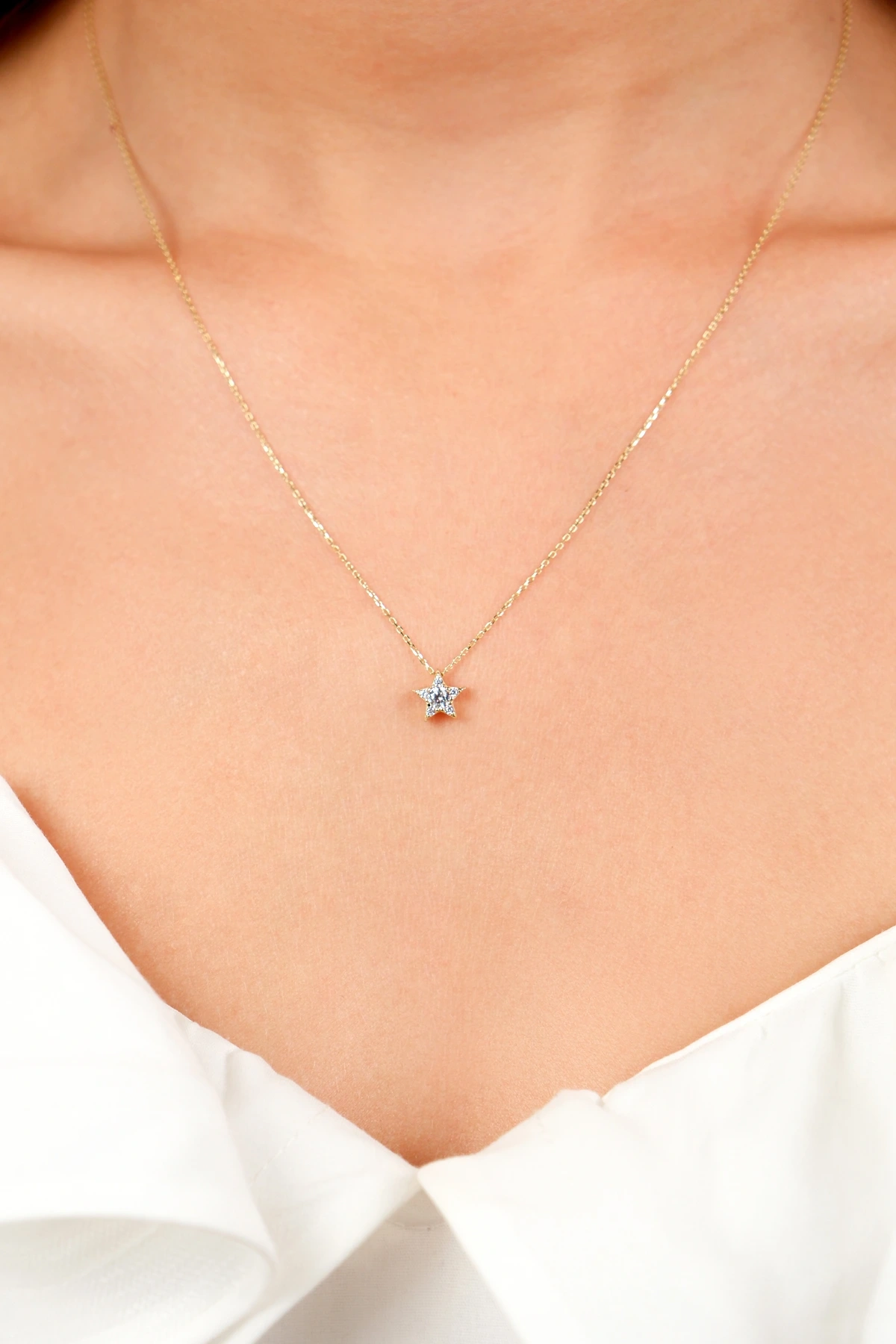 Asil 14 Ayar Taşlı Mini Yıldız Altın Kolye KLY4017