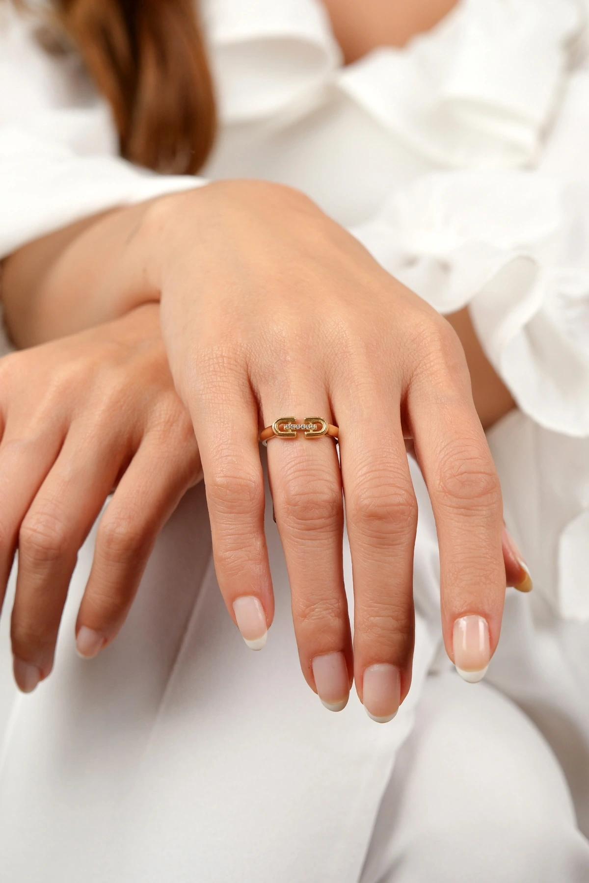 Asil 14 Ayar Taşlı Modern Altın Yüzük YZK3502