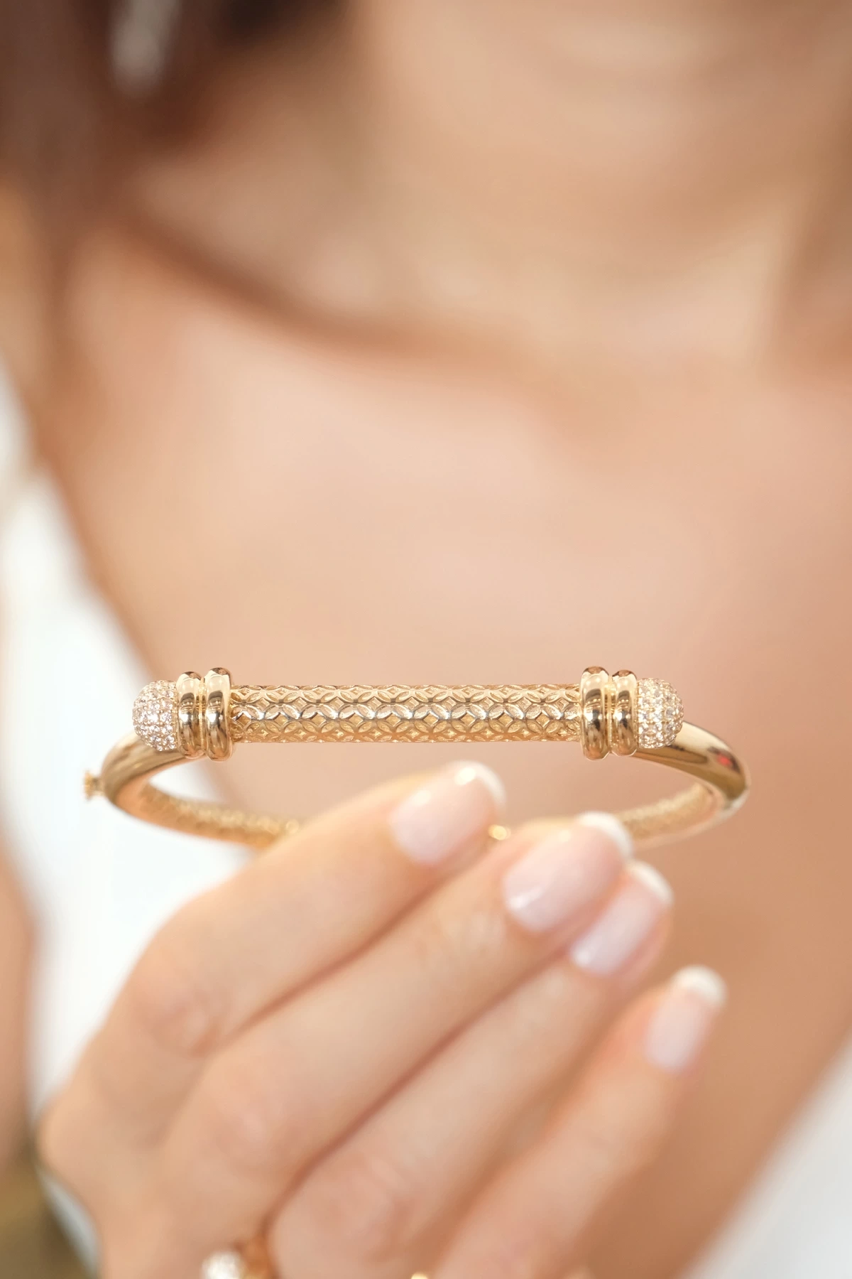 Asil 14 Ayar Taşlı Telkari Kelepçe Altın Bileklik BLK1793