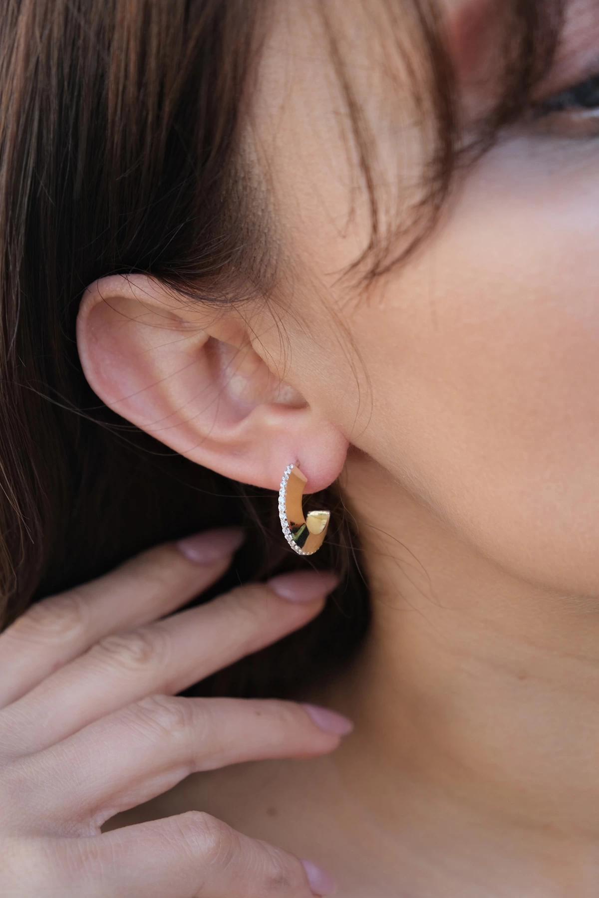 Asil 14 Ayar Taşlı Yarım Halka Altın Küpe KP4925