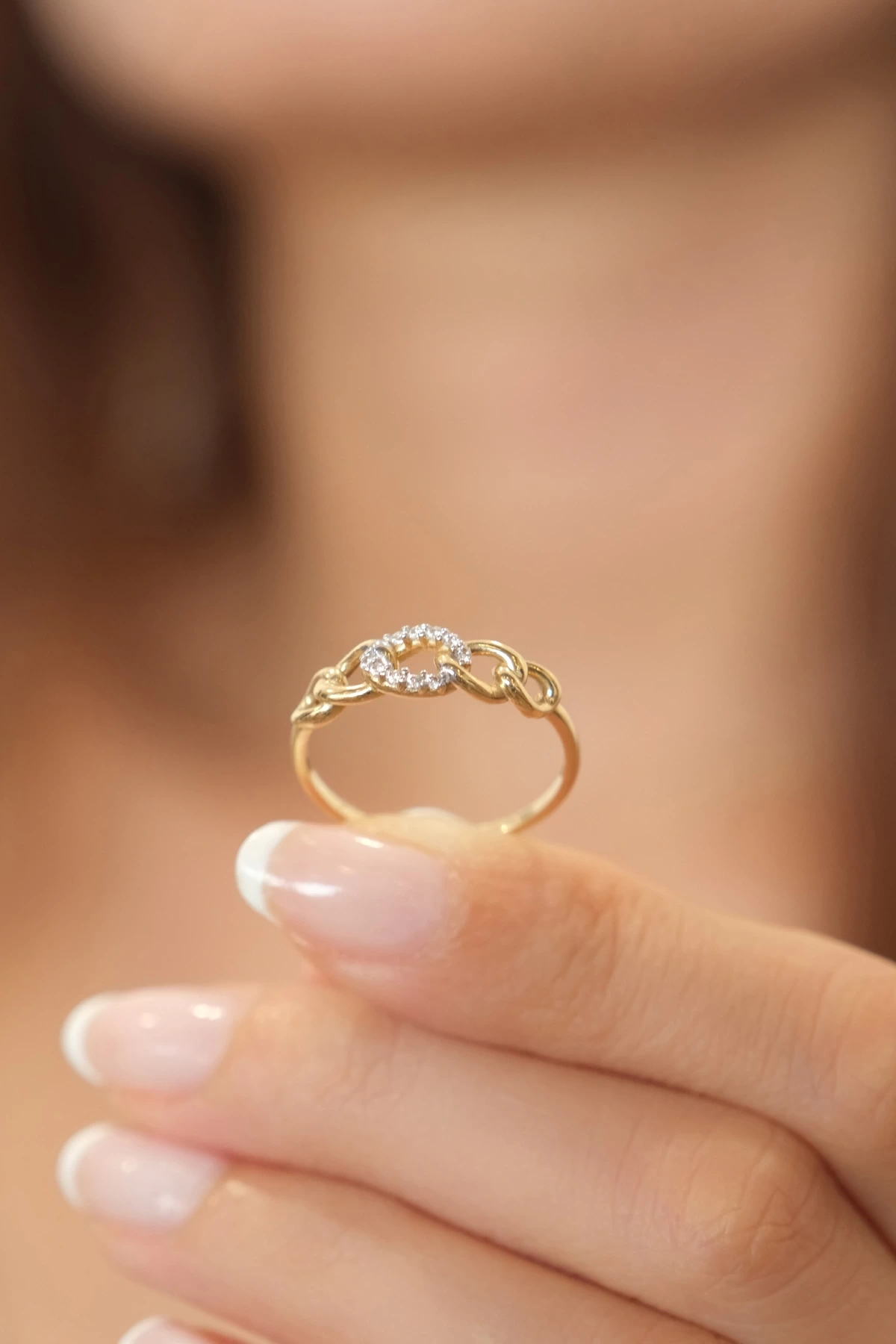 Asil 14 Ayar Taşlı Zincir Model Altın Yüzük YZK1619