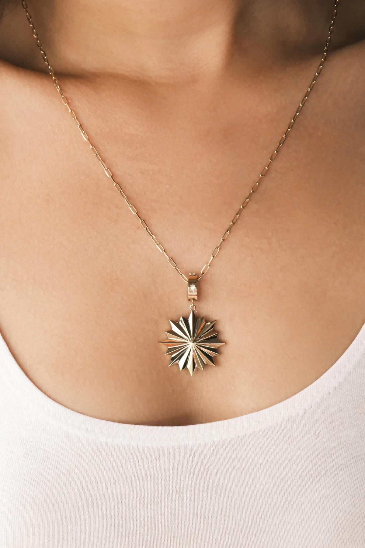 Asil 14 Ayar Yıldızlı Altın Kolye Ucu KLU2072