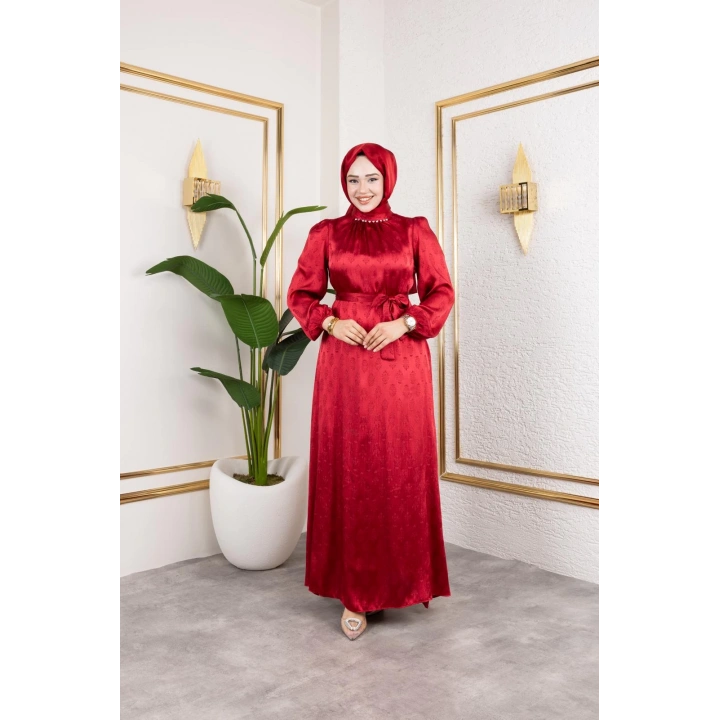sudem saten elbıse kırmızı