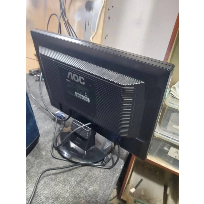 AOC G17sW 19 İNÇ LCD MONİTÖR