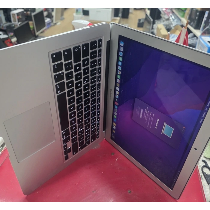 Apple Macbook Air 2017 i5 8gb