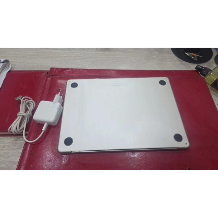 APPLE MACBOOK AIR M2