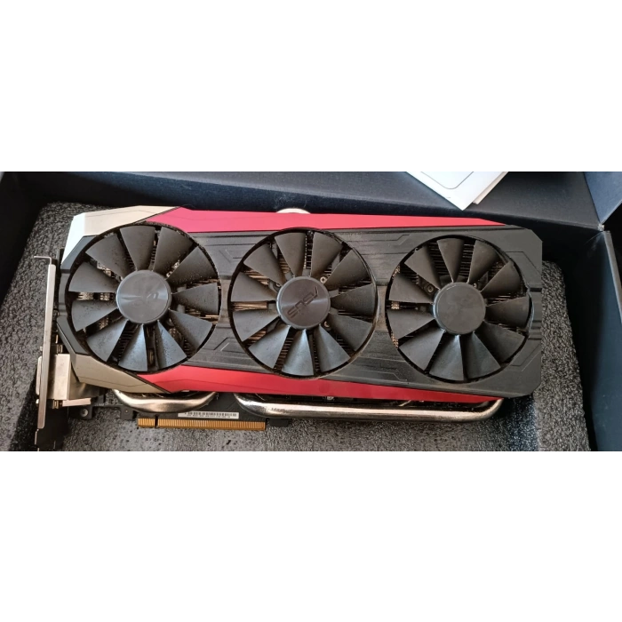 Asus Amd Radeon R9 390X STRIX GAMING 8GB 512Bit