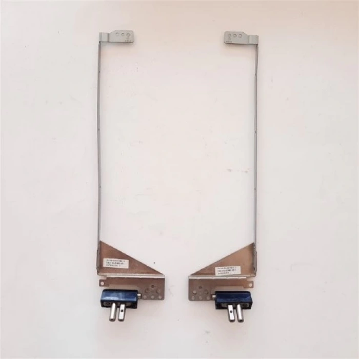 Asus X61S - Takım Menteşe Kapakları Üzerinde