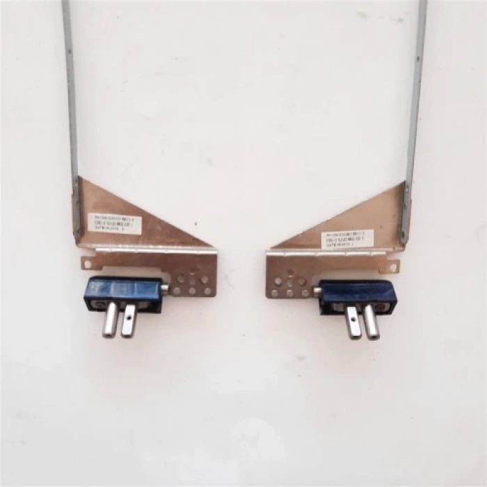 Asus X61S - Takım Menteşe Kapakları Üzerinde