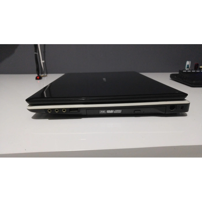 Casper Nirvana m762SU  Notebook