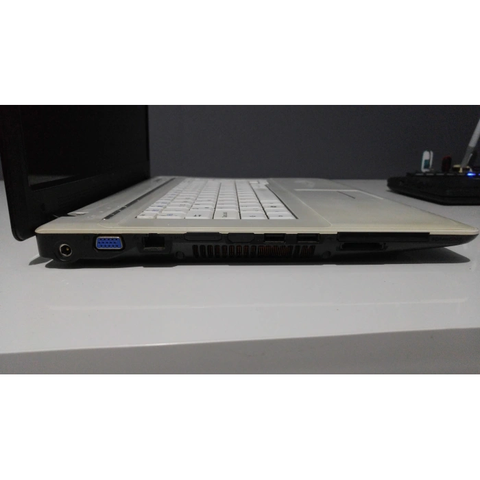 Casper Nirvana m762SU  Notebook