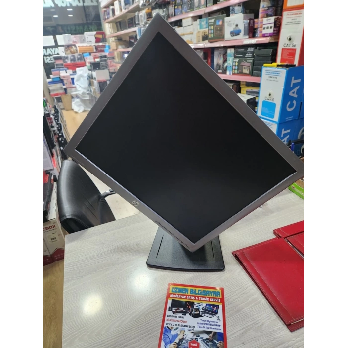 HP ELİTEDİSPLAY E190İ IPS PİVOT AYAKLI MONİTÖR