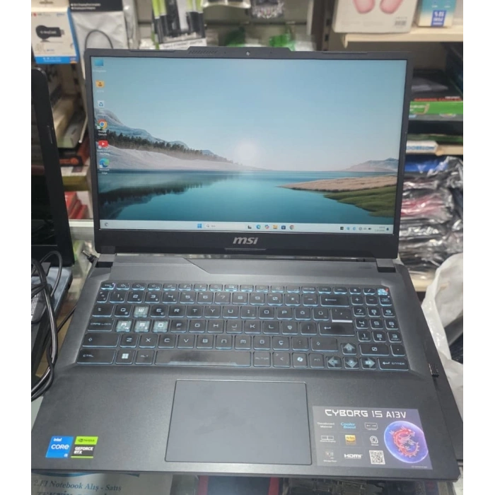 MSI CYBORG 15 A13V GAMING NOTEBOOK