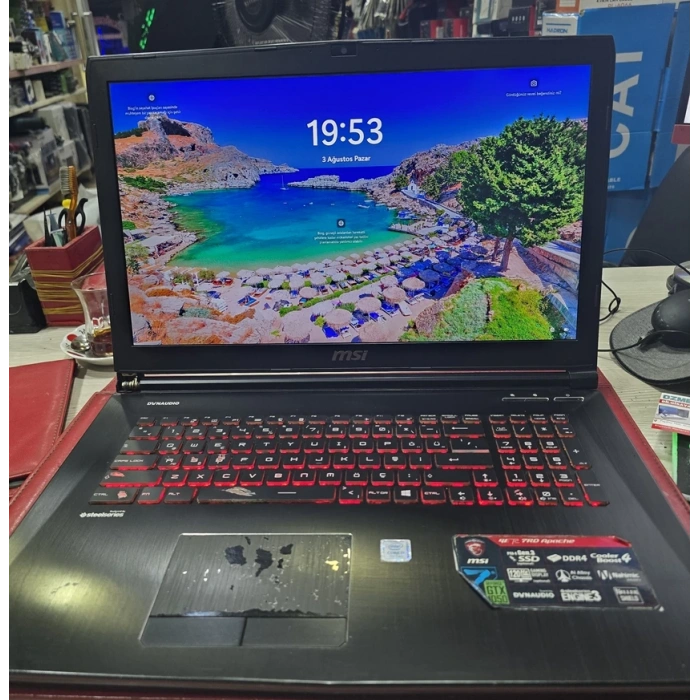 Msı İ7 İşlemcili 17.3 Ekranlı Notebook