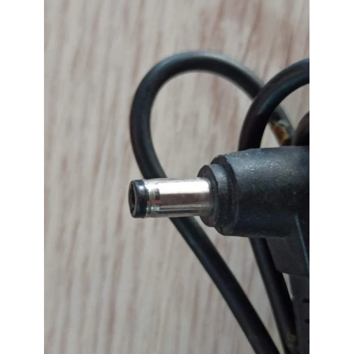 Orijinal TOSHIBA NOTEBOOK ŞARJ ALETİ PA3290E-3AC3