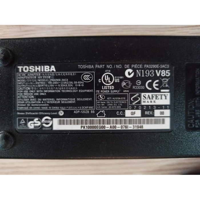 Orijinal TOSHIBA NOTEBOOK ŞARJ ALETİ PA3290E-3AC3
