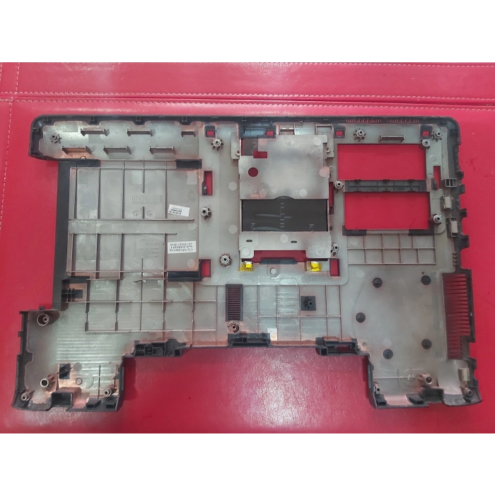 Samsung NP300E5E, NP300E5E-A01TR, NP300E5E-A02TR, NP300E5E-S02TR, Notebook Kasa Alt / Siyah