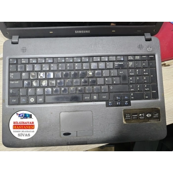 Samsung P530 KLAVYE KASASI ve KLAVYE TAKIMI