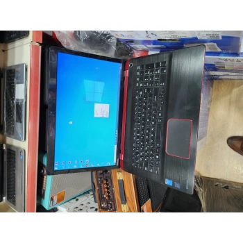 TOSHIBA QOSMİO X70 CORE İ7 4720HQ 2.6GHZ-16GB-512GB SSD-2GB-17.3-W10 NOTEBOOK