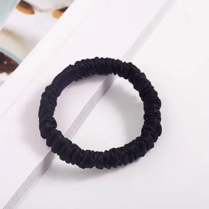 %100 Saf İpek Küçük Scrunchie Saç Tokası Siyah - Günlük Pratik Ekstra Elastik Lastikli Simit Toka