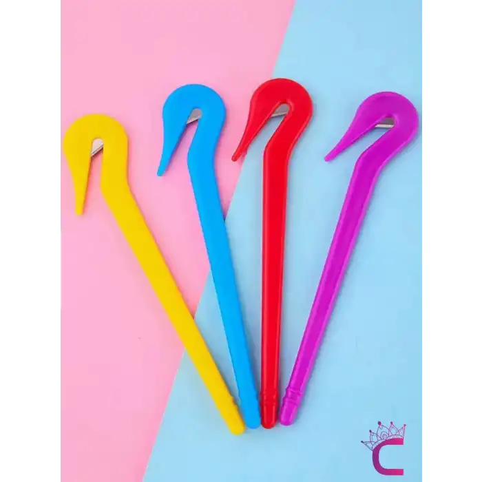 4lü Acıtmayan Lastik Toka Kesme Aparatı Kırmızı Siyah Sarı Mavi Renkli - Saç Örgü Lastiği Kesici