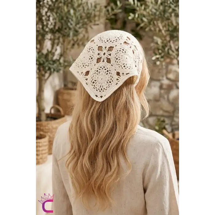 Çiçek Motifli Örme Bohem Üçgen Bandana Ekru - Hediyelik Yazlık Plaj Tatil File Örgü Saç Bandanası