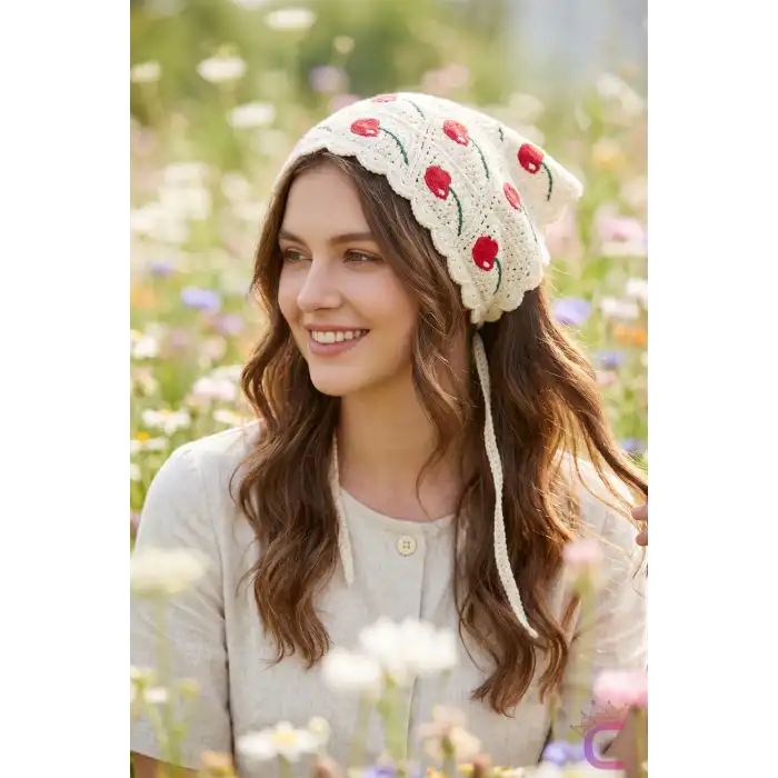 Bohem El Örgüsü Kirazlı Saç Bandanası - Kırsal Tarz Yazlık Tatil File Örme Üçgen Bandana Saç Bandı