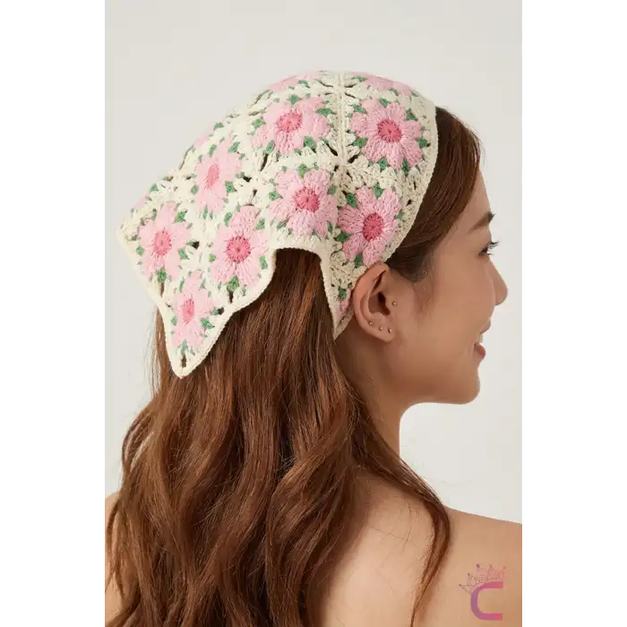 Pastel Tonlu Çiçekli Dantel İşlemeli Bohem Örme Üçgen Bandana - Hediyelik Yazlık Örgü Saç Bandanası