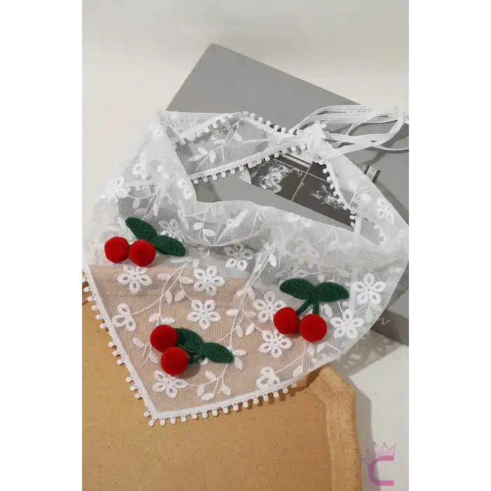 3D Boyutlu Kirazlı Beyaz Tül Çiçekli Puantiyeli Bohem Dantelli Saç Bandanası - Yazlık Üçgen Bandana