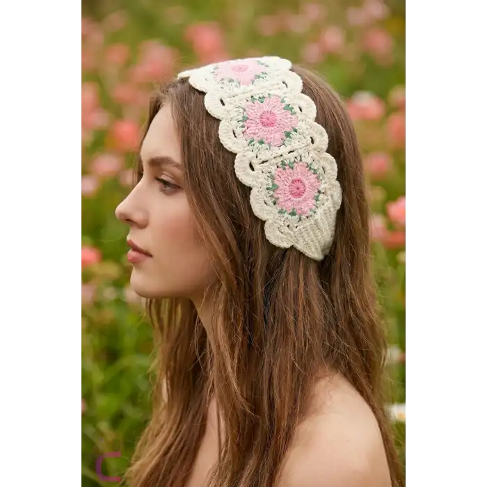Bohem Pembe Çiçekli Yarım Tarz Bandana Saç Bandı - Yazlık Delikli El Örgüsü File Örme Saç Bandanası