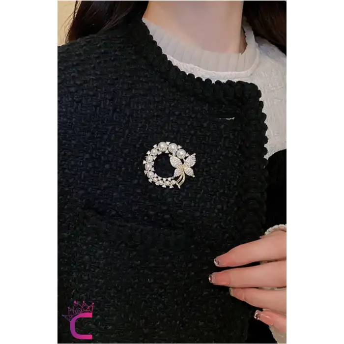 Barok İncili Kristal Taşlı Kelebek Tasarım Kadın Broş - Kelebekli Hediyelik Elbise Yaka İğnesi Broş