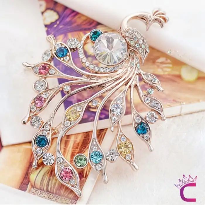 Gümüş Zirkon Taşlı Tasarım Tavus Kuşu Kadın Broş Gold - Özel Hediyelik Aksesuar Elbise Yaka İğnesi