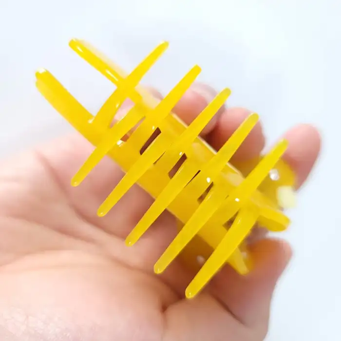 Kanarya Model Lüks Asetat Orta Boy Kemik Mandal Toka 7.5cm - Yazlık Sezon Mandallı Saç Topuz Tokası