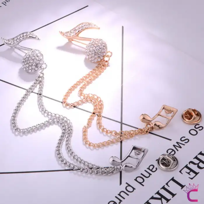 Müzik Notası Zirkon Taşlı Zincirli Broş Gold - Hediyelik Damat Yaka Zinciri Ceket Kıyafet İğnesi