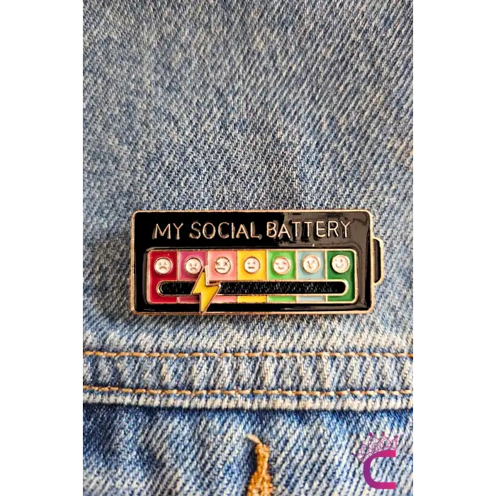 My Social Battery Hareketli Rozet Pin Broş Siyah - Arkadaşa Hediyelik Çanta Ceket Yaka Rozeti İğnesi