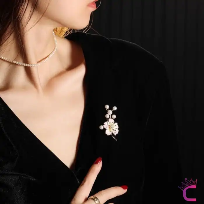 Pembe Sarı Çiçekli Beyaz İncili Zirkon Taşlı Kadın Broş - Hediyelik Elbise Ceket Yaka İğnesi Rozet