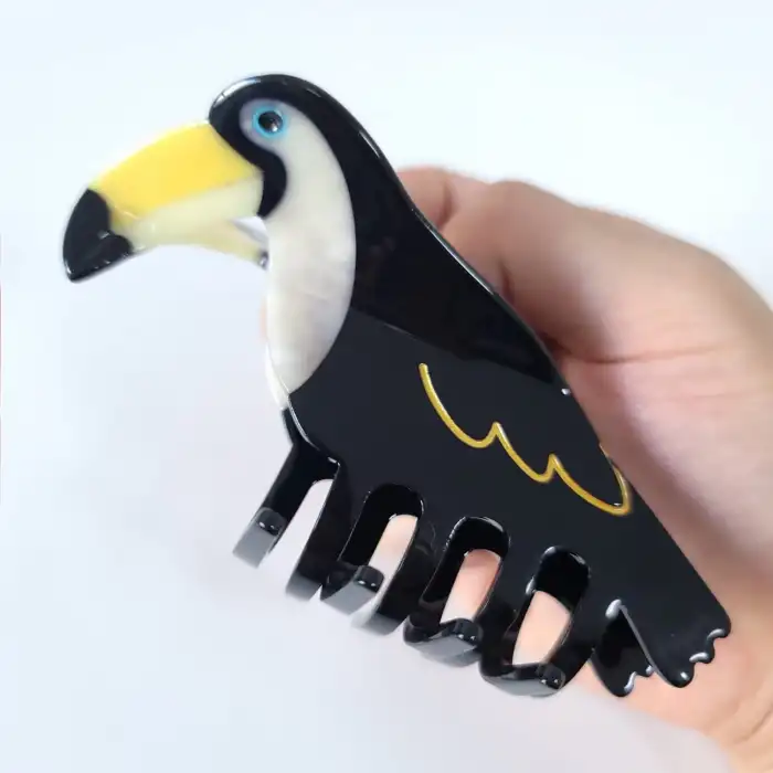 Tukan Kuşu Model Lüks Asetat Kemik Büyük Mandal Toka 11.5cm - Bahar Sezonu Kadın Mandallı Saç Tokası