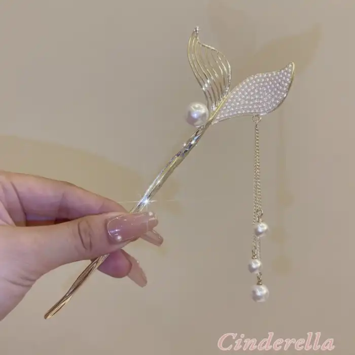 Sallantılı Sarkıt İnci Taşlı Balık Kuyruğu Metal Topuz Tokası Gold - Yeni Trend Çubuk Saç Topuz Toka