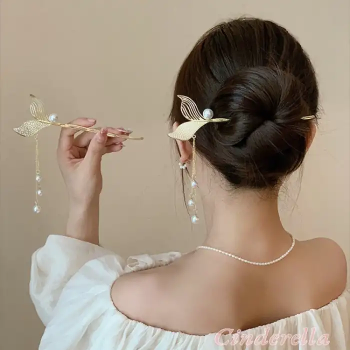 Sallantılı Sarkıt İnci Taşlı Balık Kuyruğu Metal Topuz Tokası Gold - Yeni Trend Çubuk Saç Topuz Toka